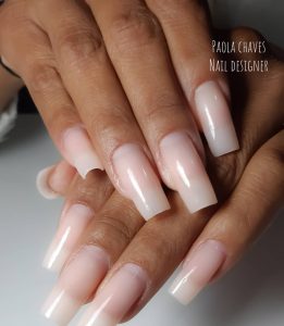 curso alongamento unhas paola chaves